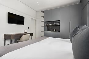 One Calais Luxury Apartments
