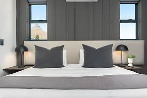 One Calais Luxury Apartments