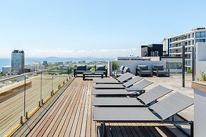 One Calais Luxury Apartments