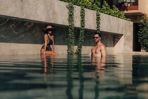 M Boutique Hotel - Designed for Adults