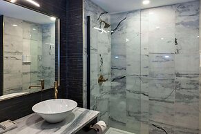 Halifax Tower Hotel & Conference Centre, an Ascend Collection Hotel
