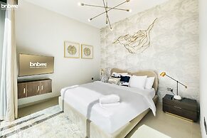 bnbme | Boulevard Heights | 3 + Maids