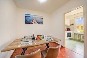 Lido Apartment