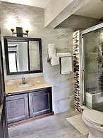 Starlight Chalet