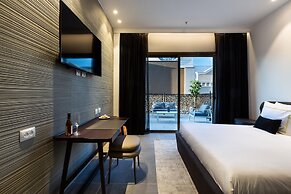 Dhotel