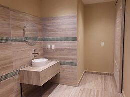 LOL-HA Cancun Boutique Hotel