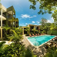 LOL-HA Cancun Boutique Hotel