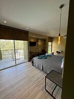 LOL-HA Cancun Boutique Hotel