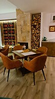 Plitvice Holiday Lodge