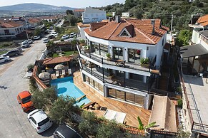 Luna's Alacati