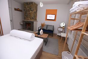 Aden Room