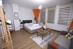 Aden Room