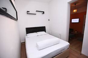 Aden Room
