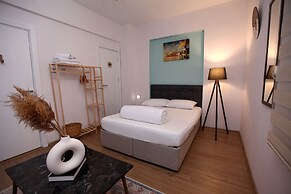 Aden Room