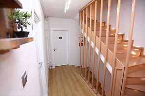 Aden Room