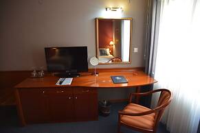G Hotels