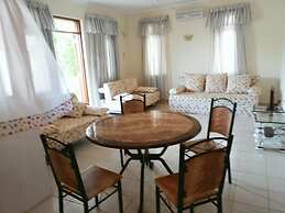 Stay.Plus Mtwapa Holiday Maisonnette
