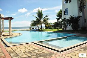 Stay.Plus Almasi Beachfront Apartments