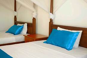 Stay.Plus Almasi Beachfront Apartments