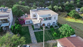 Yalıyanı Pansiyon