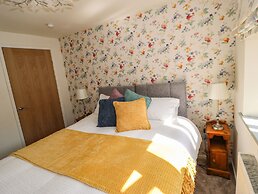Kingfisher Cottage