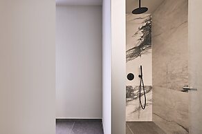 Cama Luxury Suites Glyfada