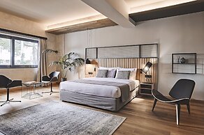 Cama Luxury Suites Glyfada