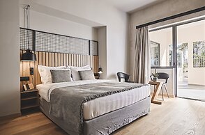 Cama Luxury Suites Glyfada