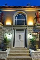 Petite Boutique Apart Hotel