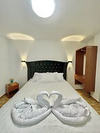 Hotel Jultom Inn & Suite