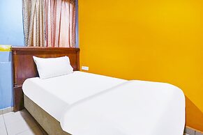 OYO 90486 Station Hotel