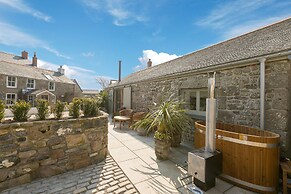 The Wink, Cape Cornwall