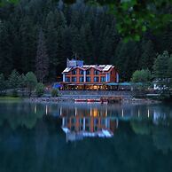 Savsat Karagol Hotel