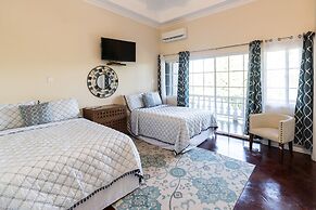 Blue Paloma Bed & Breakfast