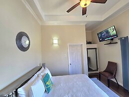 Blue Paloma Bed & Breakfast
