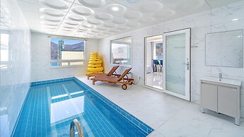 Gapyeong Boreum-dal Poolvilla