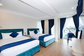 Sandals Flora Hotel