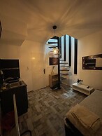 Airport Apartments