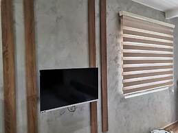 Airport Apartments