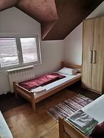 Airport Apartments