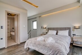 Serenity Suites Sea View 2