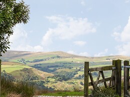 Penistone View