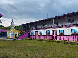 Hotel Entre Lomas