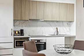 Yaran Suites
