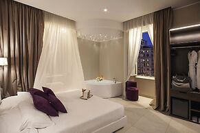 Roman Holidays Boutique