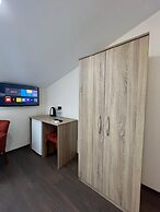 Melissa Suite