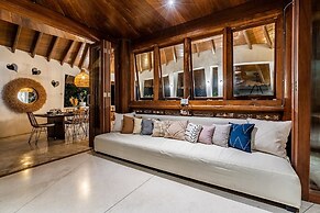 AV Villa Canggu Hearts