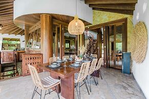 AV Villa Canggu Hearts