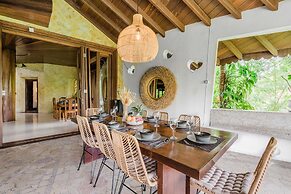 AV Villa Canggu Hearts