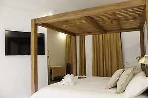 Baby Hotel